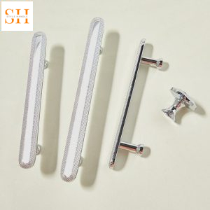 Tay nắm tủ áo bằng đồng hiện đại sang trọng PALO6202CP