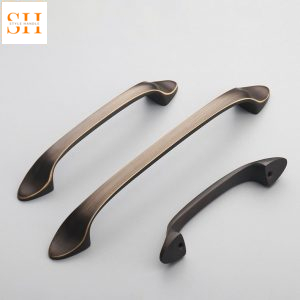 Tay nắm tủ giày đồng kiểu Retro SHM5132