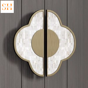 Tay nắm cửa bán nguyệt hợp kim nhôm hình hoa HYJ8801