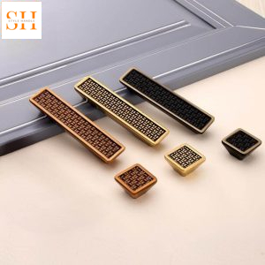 Tay nắm hợp kim kẽm họa tiết mây đan SHD7126