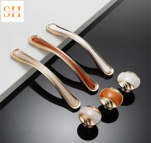 Tay nắm tủ hợp kim kẽm phong cách châu Âu DEW883