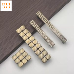 Tay nắm tủ hợp kim kẽm nghệ thuật FUL5728