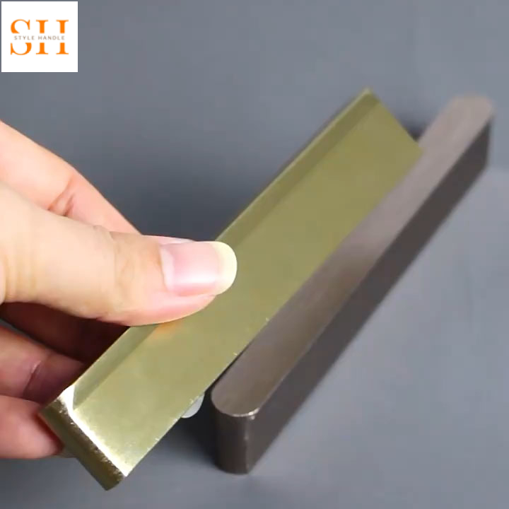 Tay nắm tủ hợp kim nhôm nguyên khối hiện đại L538 22