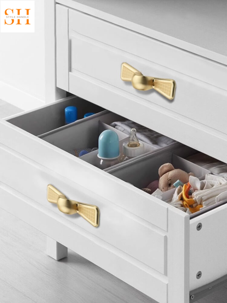 Tay nắm tủ kéo hợp kim hình nơ đặc ruột S1219 9 Tay nắm tủ kéo hợp kim hình nơ đặc ruột S1219 16