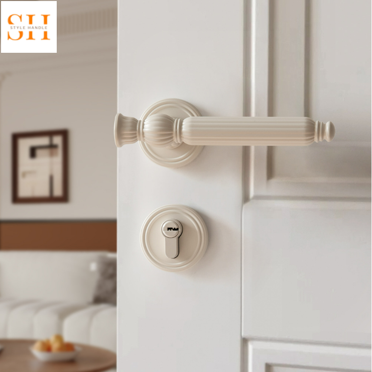 khóa cửa phòng làm việc kiểu Mỹ sang trọng F80-6052 – lắp cho phòng làm việc tại nhà kết hợp không gian sống 2027