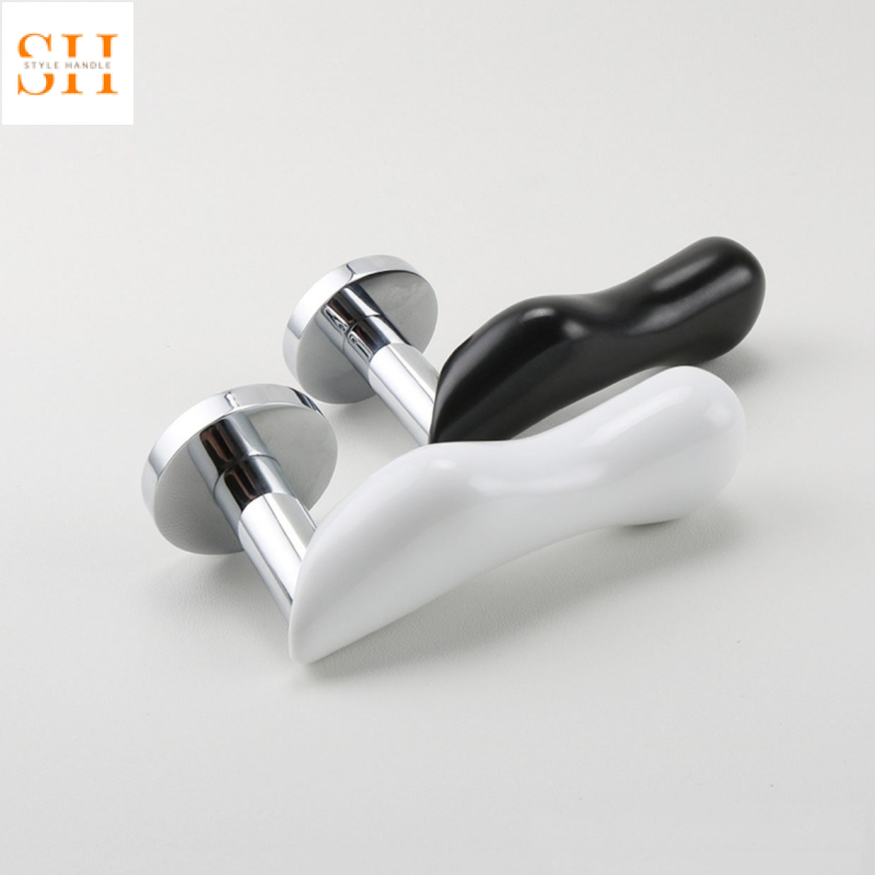 Khóa cửa tay gạt gốm sứ kiểu mới lạ OVLI963
