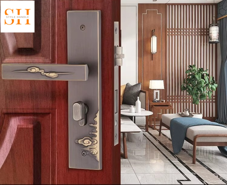 Khóa cửa tay gạt bằng đồng vân mây nghệ thuật GUY82 2 Khóa cửa tay gạt bằng đồng vân mây nghệ thuật GUY82 7