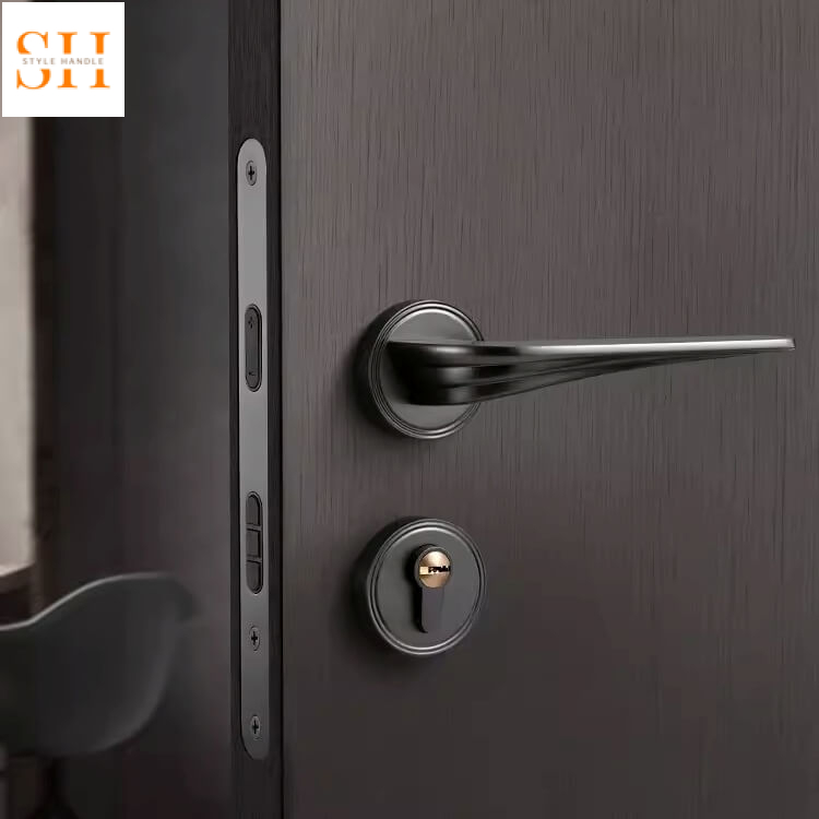 Khóa cửa tay gạt hợp kim màu xám hiện đại SDM7344 1 Khóa cửa tay gạt hợp kim màu xám hiện đại SDM7344 5
