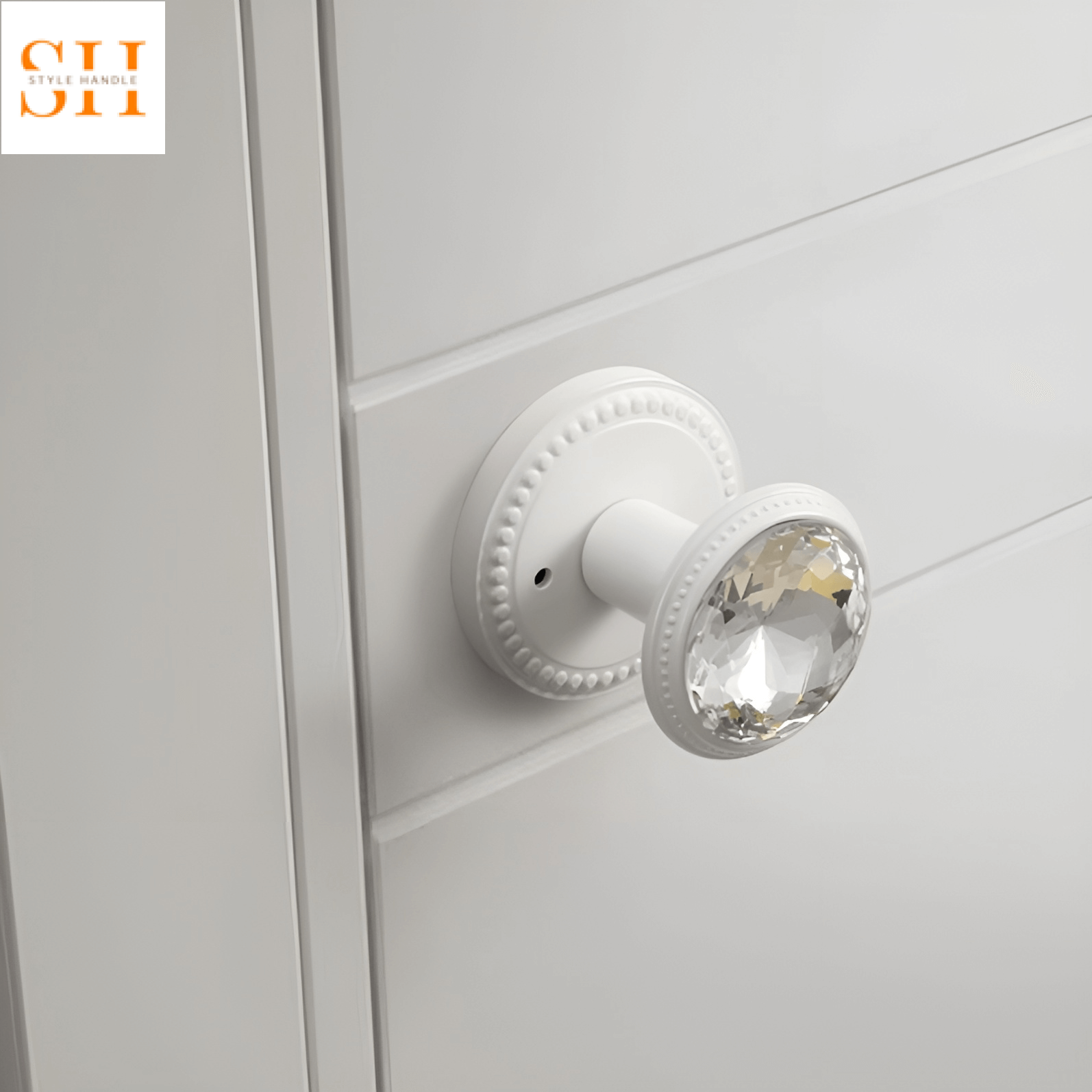 Khóa cửa tay nắm tròn pha lê sang trọng SD6742 6 Khóa cửa tay nắm tròn pha lê sang trọng SD6742 11