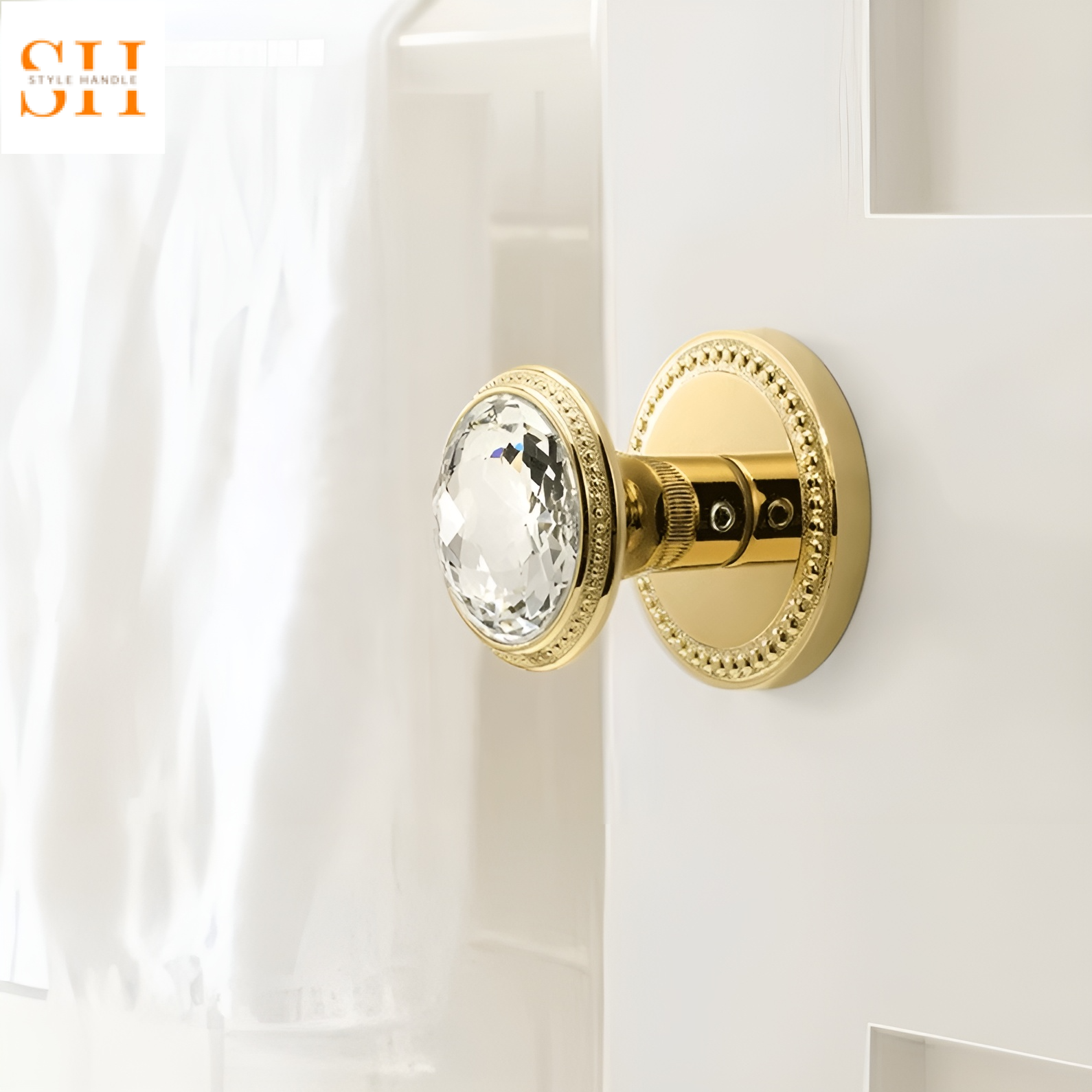 Khóa cửa tay nắm tròn pha lê sang trọng SD6742 9 Khóa cửa tay nắm tròn pha lê sang trọng SD6742 14