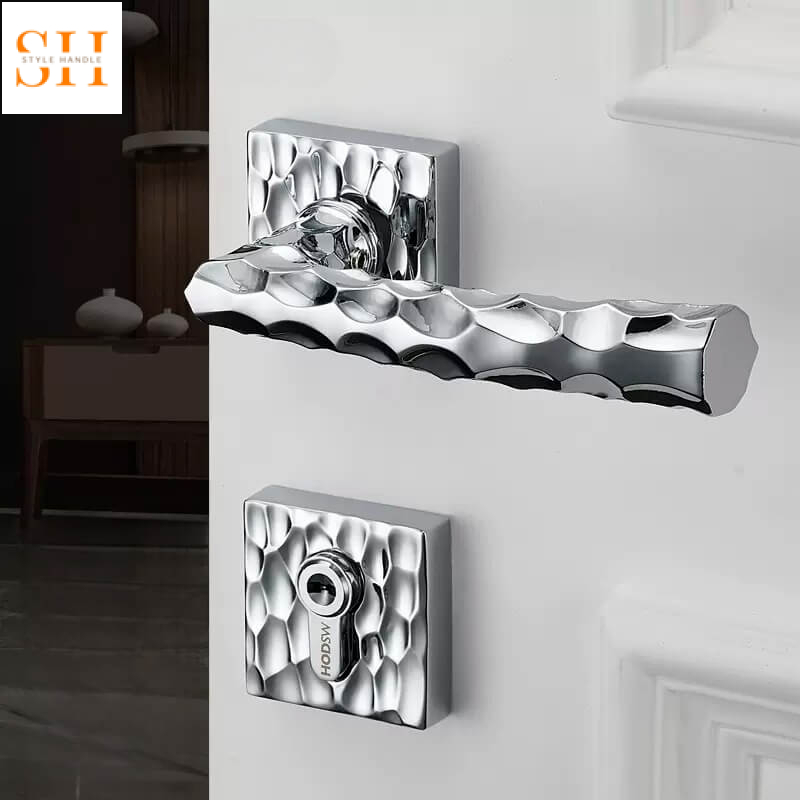 Khóa tay gạt đồng decor họa tiết vân nổi HT102F 7 Khóa tay gạt đồng decor họa tiết vân nổi HT102F 8